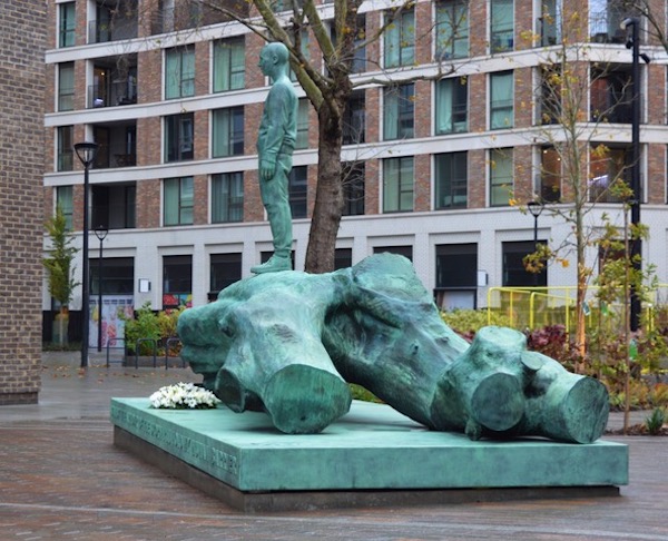 Kenny Hunter's Memorial to War & Reconciliation, Southwark, London