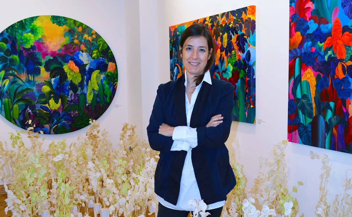 Artist Orlanda Broom In Conversation With Simon Tarrant - Vimarsana News