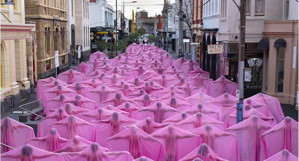 Spencer Tunick Announces First Gallery Show In Ten Years - Vimarsana News
